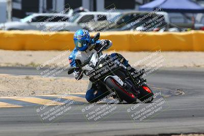 media/Apr-10-2022-SoCal Trackdays (Sun) [[f104b12566]]/Turn 2 (1135am)/